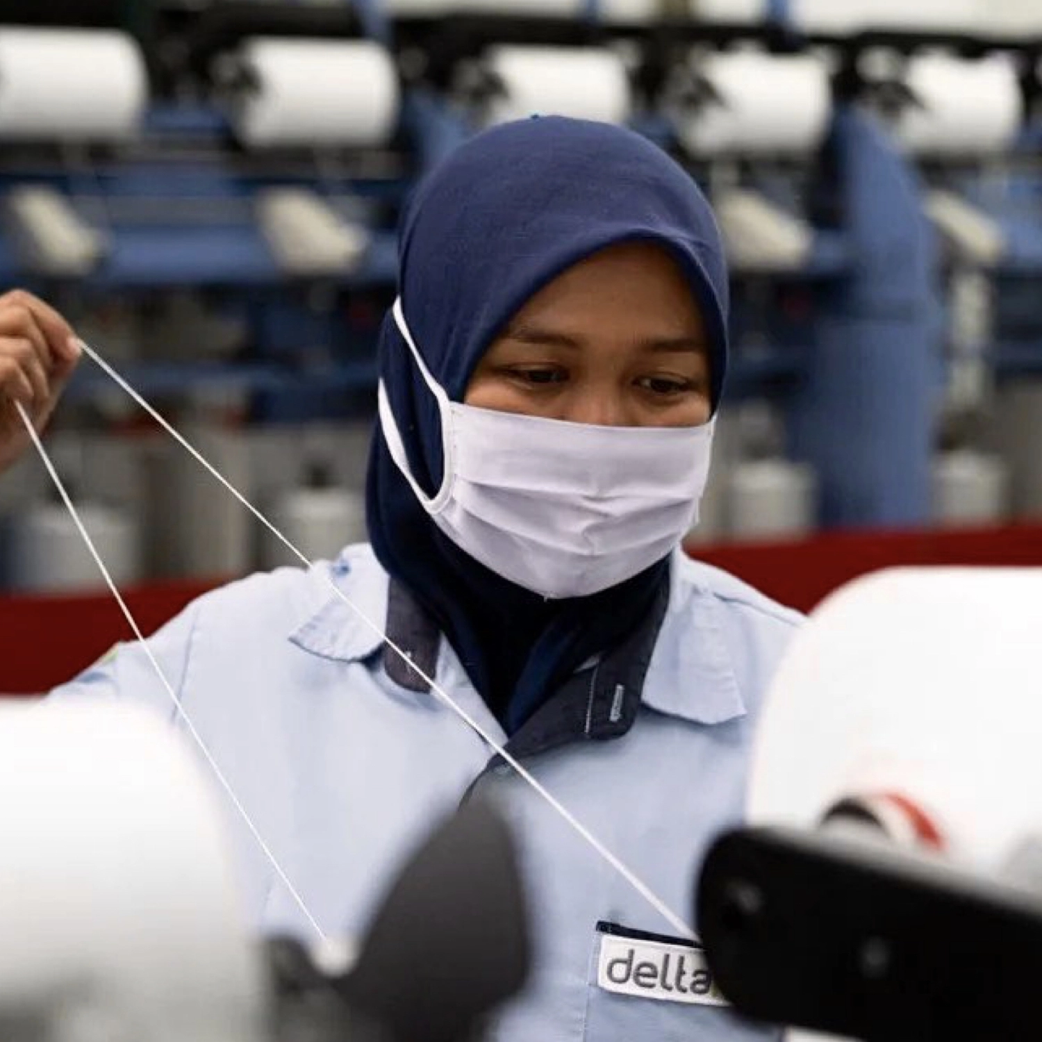 Deltafil premium seaming threads for Dohle